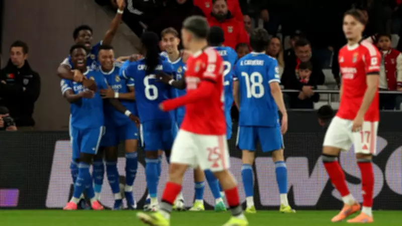Real Madrid Benfica'yı 1-0 Yendi, Irkçı Tezahüratlar Maçı Durdurdu