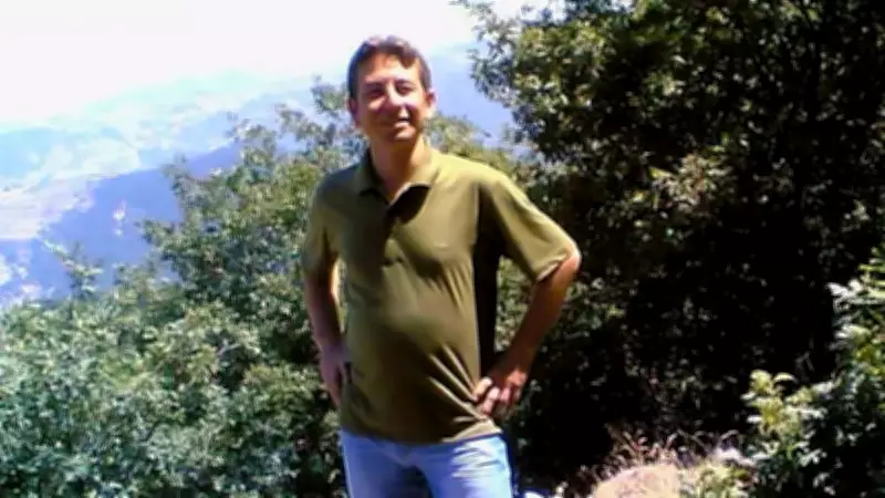 Öğretmen Vedat Sarıçam, Halı Saha Maçında Aniden Fenalaşarak Hayatını Kaybetti