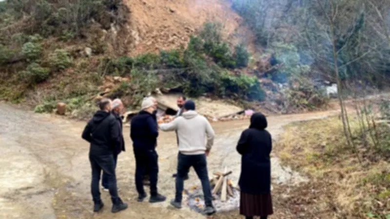 Rize'de Heyelan Evi Yuttu: Mal Kaybı Büyük, Can Kaybı Olmadı