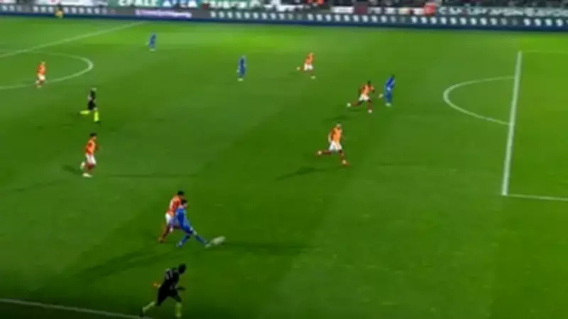 Rizespor-Galatasaray Maçında Tartışmalı Ofsayt Kararı: Ali Sowe'un Golü Neden İptal Edildi?