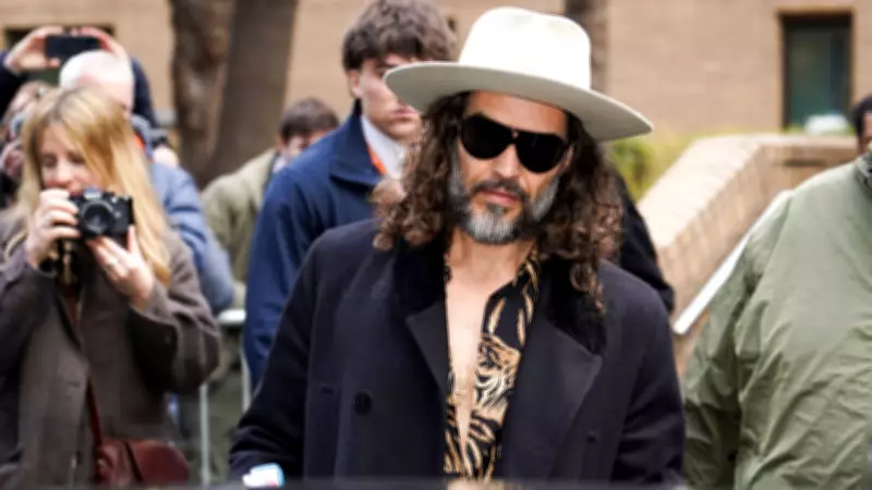 Russell Brand Tecavüz ve Cinsel Saldırı Davasında Suçsuz Olduğunu İddia Etti