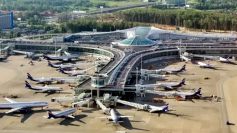 Rusya-Ukrayna Savaşında Hava Saldırıları: Moskova Havalimanları Kapatıldı