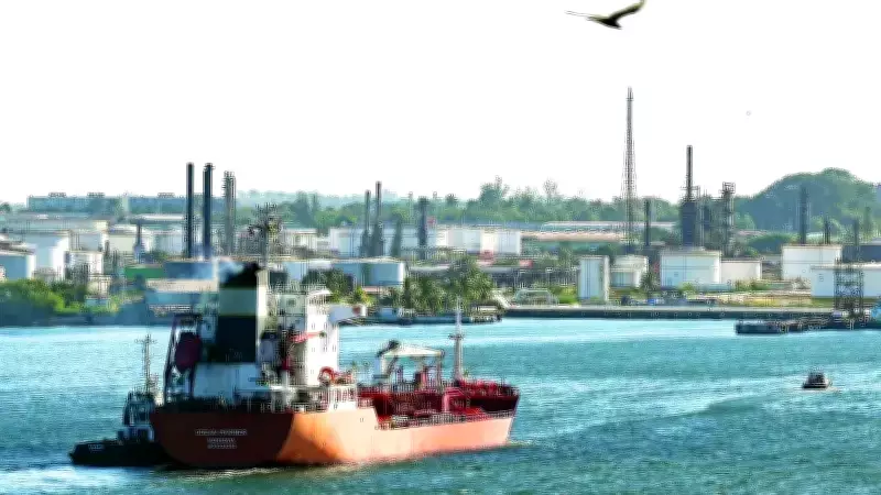 Rusya'nın Küba'ya Petrol Yardımı Açıklaması Gerilimi Tırmandırdı