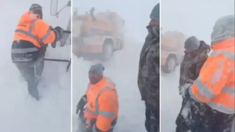 Sahara Geçidi'nde Çığ Felaketi: İş Makineleri Kar Altında Kaldı