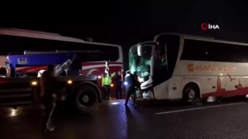 Sakarya'da Zincirleme Kaza: 13 Yaralı, Yoğun Duman Görüşü Kapattı