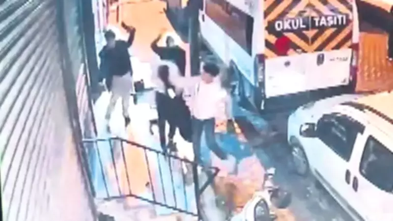 Saksı Atılmasaydı Linç Edilecekti: Sultangazi'de Korkunç Saldırı