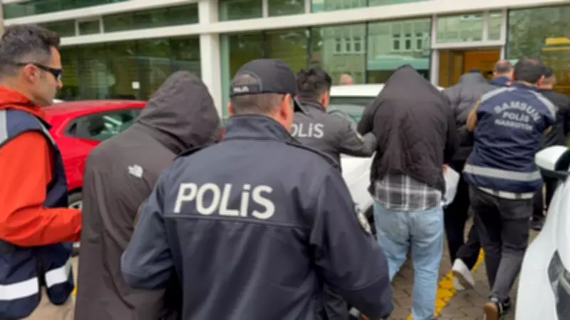 Samsun'da 3 Milyon TL'lik Dolandırıcılık Operasyonu: 2'si Çocuk 3 Kişi Tutuklandı