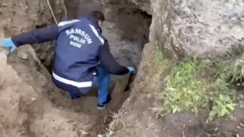 Samsun'da Kanalizasyon Bahanesiyle 6 Metrelik Define Çukuru Kazan 4 Kişi Yakalandı