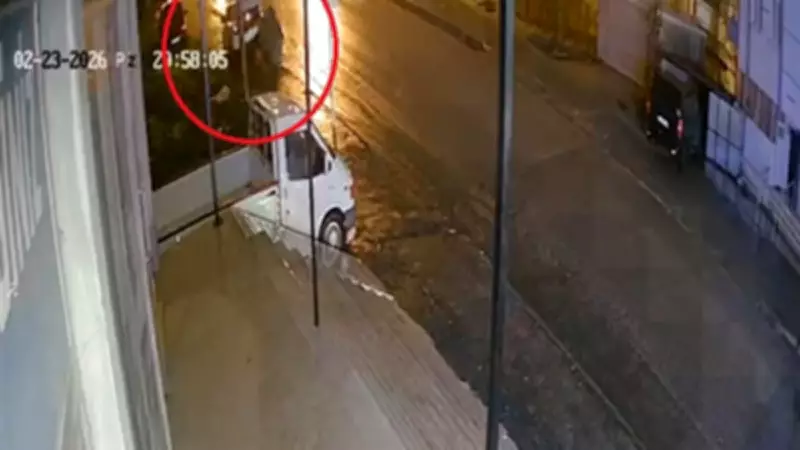 Samsun'da Korkutan Kaza: Otomobil Yokuş Aşağı Kaydı, Anne ve Oğlu Yaralandı