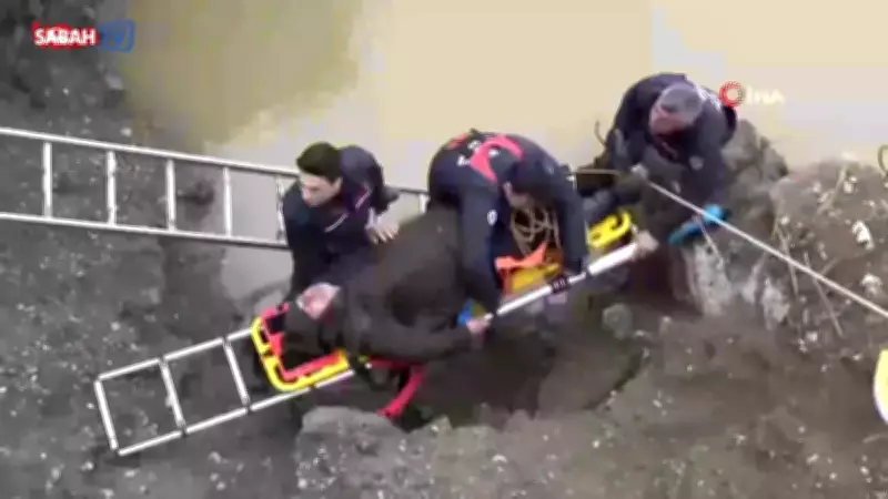 Samsun'da Köprüden Geçerken Bisikletiyle Irmağa Düşen Vatandaş Kurtarıldı