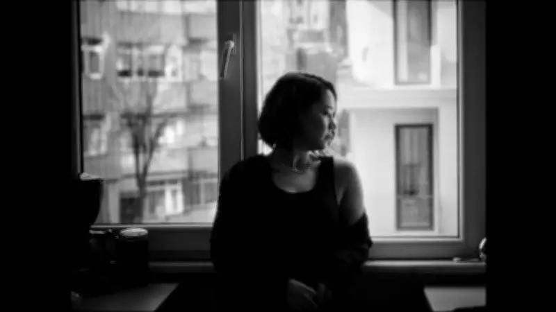 Seda Eylül Tansık, 'Her Şey Kabul Tamam' ile Solo Kariyerinde Önemli Bir Adım Atıyor