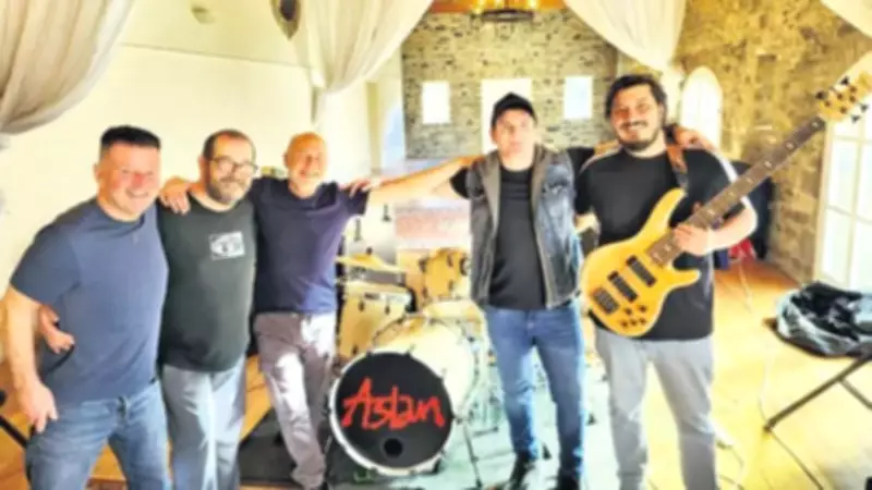 Sercan Alban, İrlanda'nın Efsanevi Grubu Aslan ile Sahne Alıyor