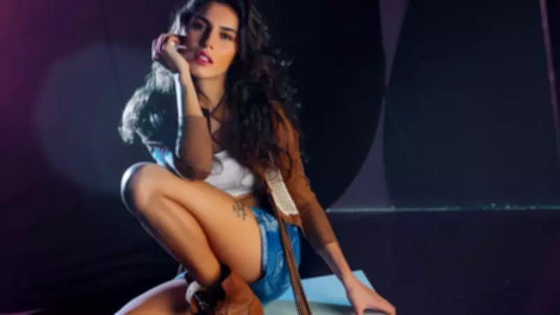 Serenay Aktaş Flörtlerini Anlattı: 'Aşırı Kıllı Olduğu İçin Ayrıldım'