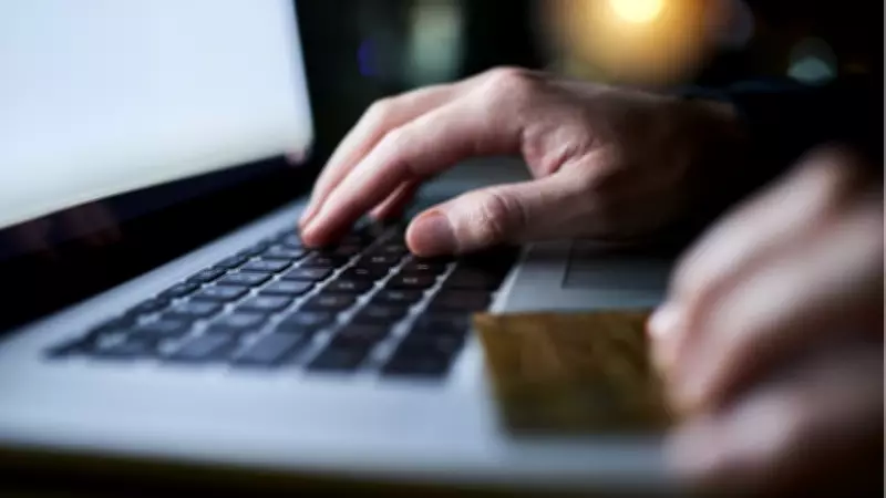 Siber Dolandırıcılık ve Veri Çalma Yöntemleri: Akıllı Cihazlardaki Gizli Tehditler