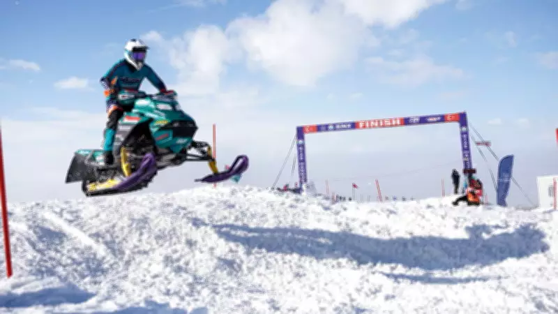 SNX Türkiye Dünya Kar Motosikleti Şampiyonası Rize'de Nefes Kesti