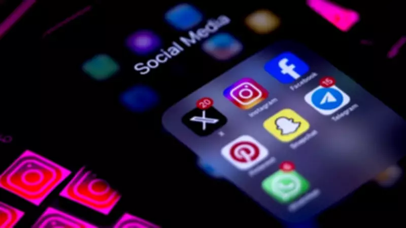 Sosyal Medya Kumar Makinesi Gibi: AB ve ABD'den Kritik Adımlar