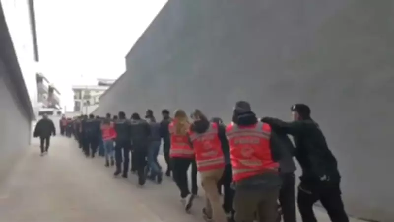 İstanbul Merkezli 16 İlde Yatırım Dolandırıcılığı: 65 Gözaltı Kararı