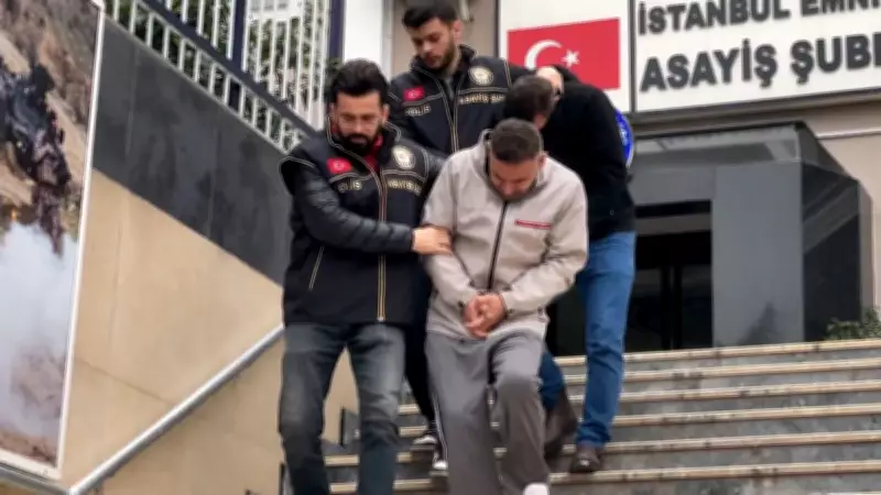 İstanbul'da Çalışır Vaziyetteki Milyonluk Lüks Araç Çalındı, Hırsızlar Yakalandı