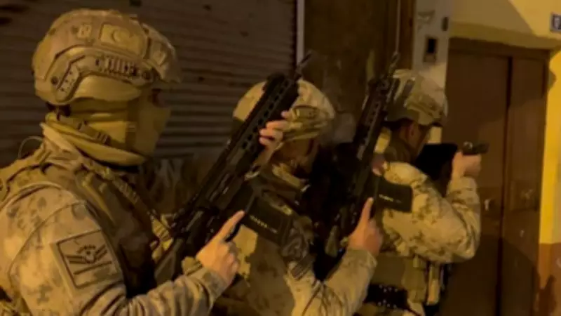 İstanbul'da DEAŞ Operasyonu: 11 Şüpheli Gözaltına Alındı, Propaganda Materyallerine El Konuldu