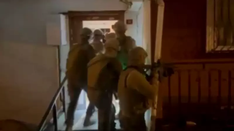 İstanbul'da Haraç İsteyip İş Yerlerini Kurşunlayan 7 Kişi Yakalandı