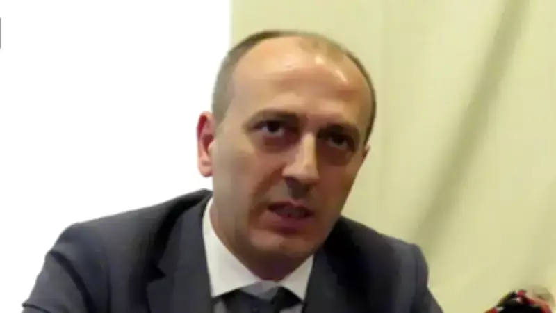 İstanbul'da Ünlülere Yönelik Uyuşturucu Operasyonu: 19 Kişi Gözaltında