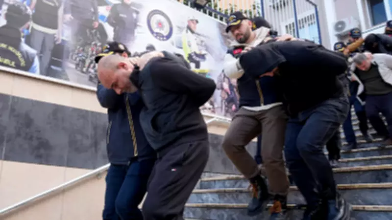 İstanbul'da Otoparktan 30 Milyon Dolar Çalınması İddiası: 9 Kişi Tutuklandı