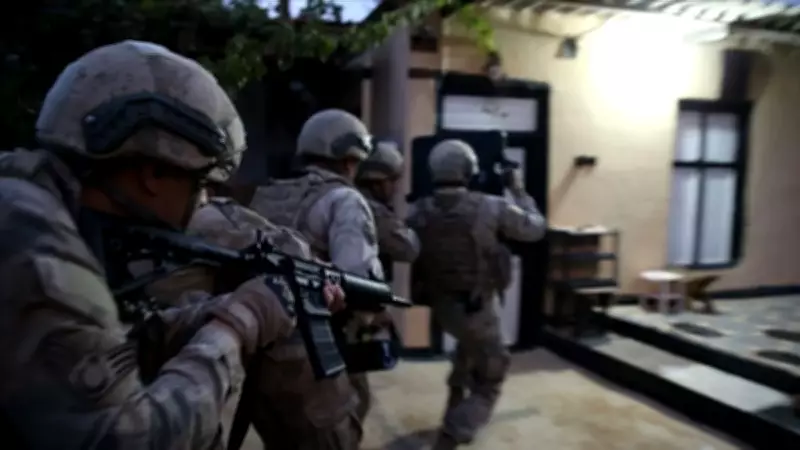 İstanbul'da Uyuşturucu Operasyonunda Çatışma: Jandarma Görevlisi Yaralandı