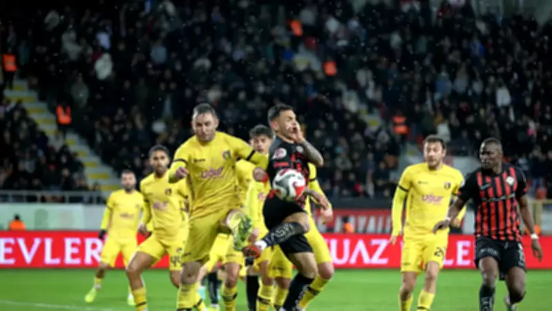 İstanbulspor, Çorum FK Deplasmanında 90+7'de Dramatik Galibiyet Aldı