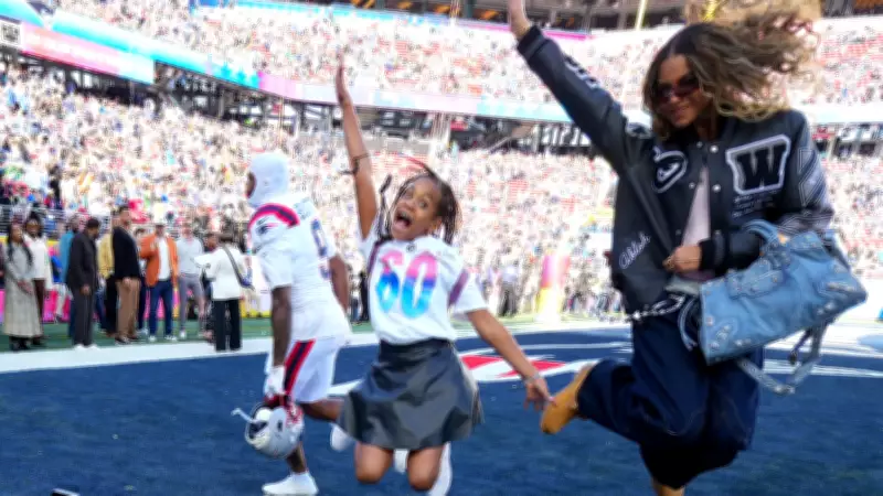 Super Bowl'da Ünlü Yıldızlar Geçidi: Jay-Z'den DiCaprio'ya Stadyumu Doldurdular