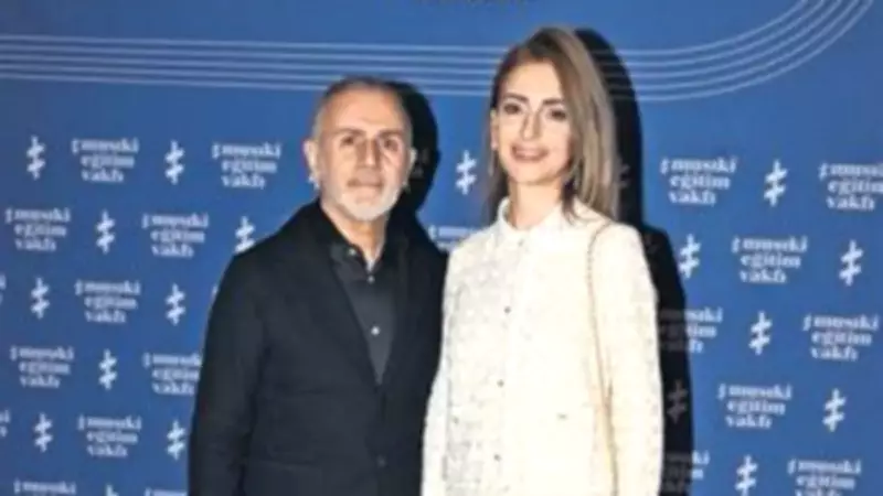 Taş Plak Şarkıları Gecesinde Ünlü Buluşması