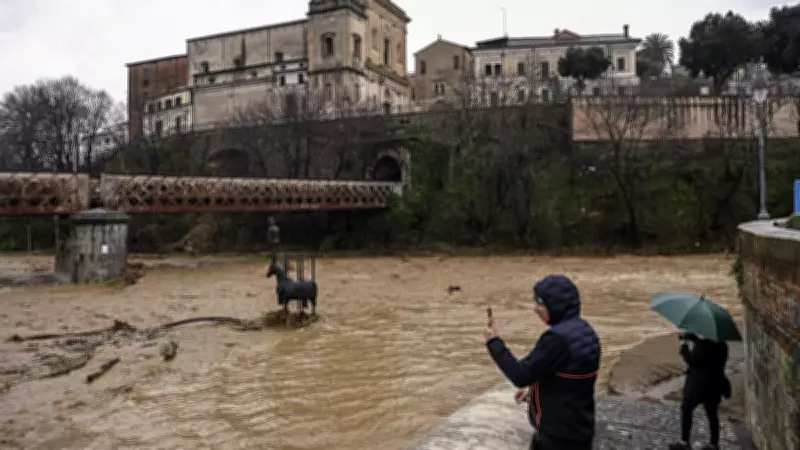 İtalya'da Şiddetli Yağış ve Heyelan: 1 Ölü, 2 Yaralı, Sel Tehlikesi Devam Ediyor
