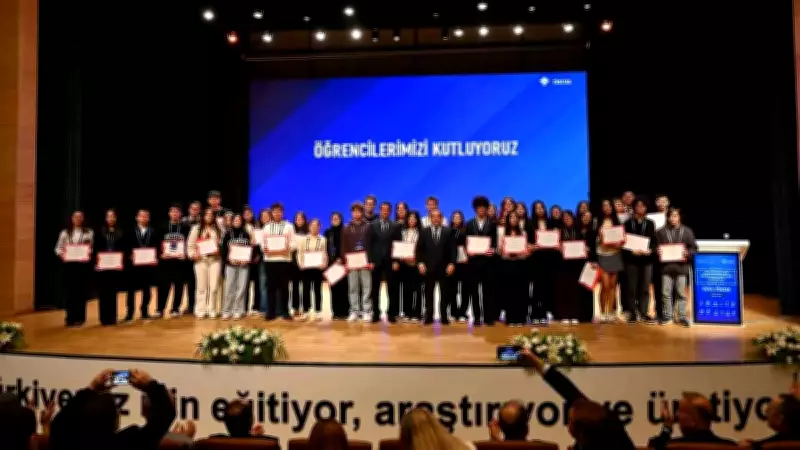 TÜBİTAK Yarışması'nda İstanbul Asya'nın En İyi Genç Mucitleri Belirlendi