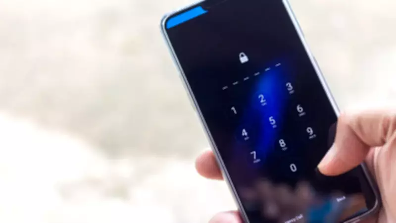 Telefon Çalınsa Bile Şifreleriniz Güvende: Uzmanların Önerdiği 3 Adımlı Koruma Kuralı