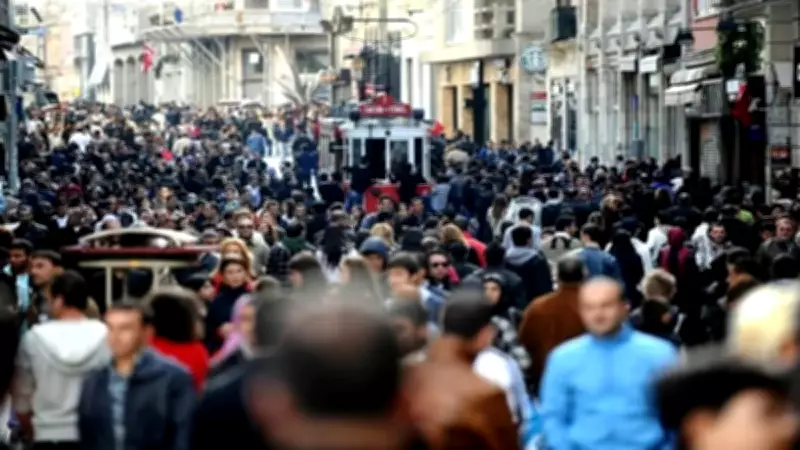 TÜİK Araştırması: Türkiye'nin Yüzde 53,3'ü Mutlu, Kadınlar Önde