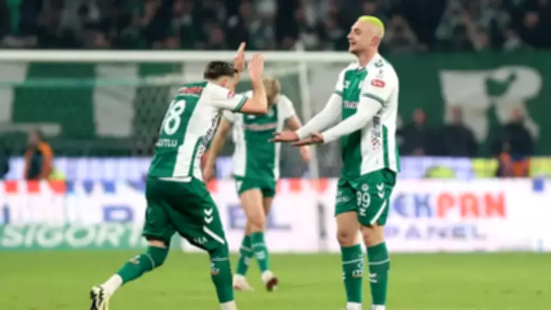 Tümosan Konyaspor, Süper Lig'de 12 Maç Sonra Galibiyet Sevinci Yaşadı