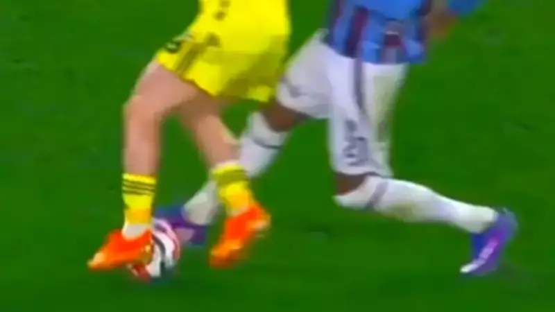 Trabzonspor'un Golü Öncesi Kerem'e Faul Var Mı? Eski Hakemler Değerlendirdi