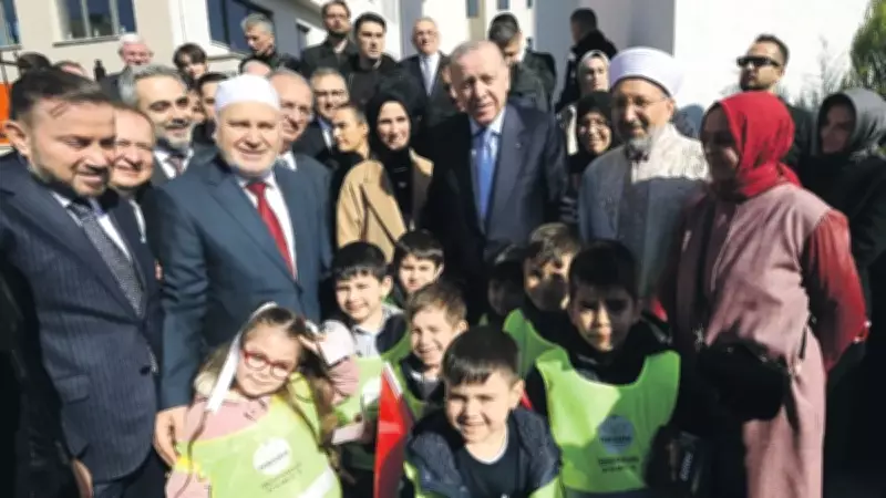 Türkiye'de Sevgi Seli: Vatandaşlar Dayanışma İçin Bir Araya Geldi