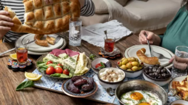 Uzman Uyardı: İftar Sonrası Yapılan Bu Hata Sindirim Problemlerine Yol Açıyor