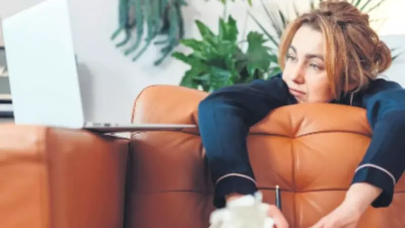 Uzmanlar Uyarıyor: Aşırı Ekran Kullanımı Demans Riskini Artırıyor