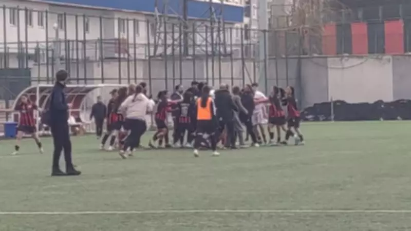 Vangücü SK - Siverek Kadın SK Maçı Sonrası Sahada Arbede Yaşandı