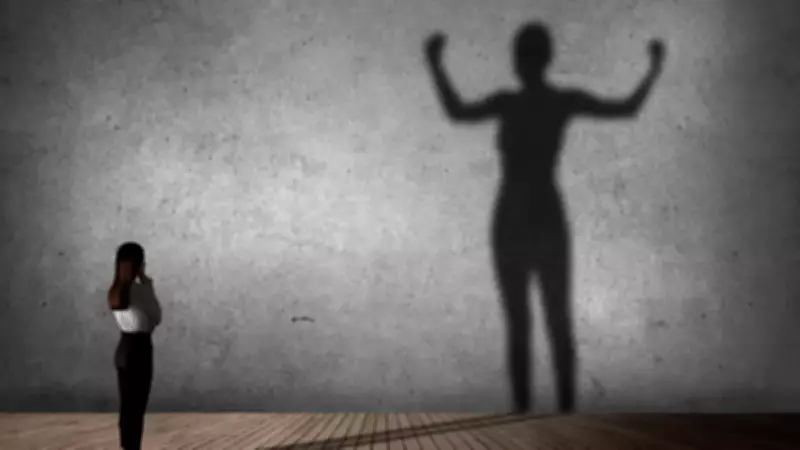 Yaşlandıkça Güçlenen 4 Doğum Ayı: Zamanın Ruhunu Yakalayanlar