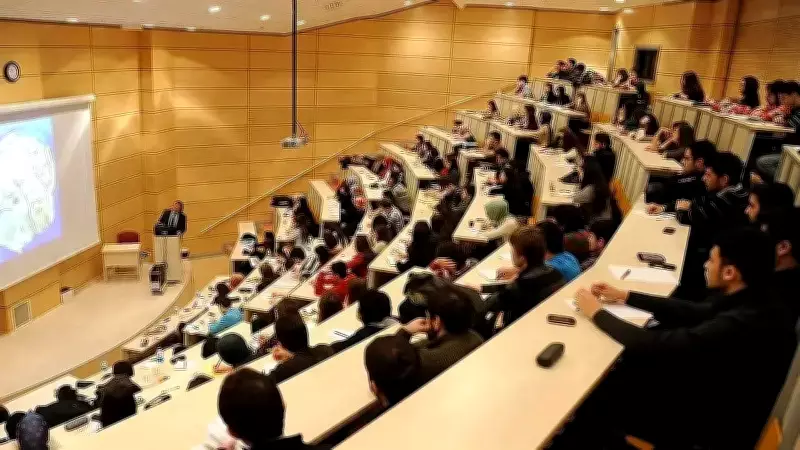 Yükseköğretimde Kadın Oranı Tarihi Rekor Kırdı: %53,2'ye Ulaştı