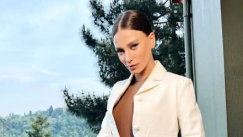 Yonca Evcimik, Serenay Sarıkaya'nın Oynaması İçin Boy Uyarısı Yaptı