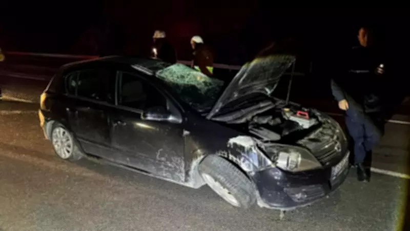 Yozgat'ta Refüje Çarpan Otomobil Devrildi: 5 Kişi Yaralandı