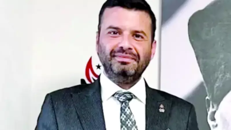 Zafer Partisi'nde Para İle Makam İddiası: Eski Başdanışman Hasan Öztürk'ün Şok Açıklamaları