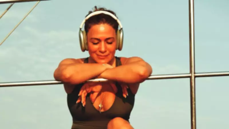 Özge Borak 44 Yaşını Yaz Tatili Fotoğraflarıyla Kutladı