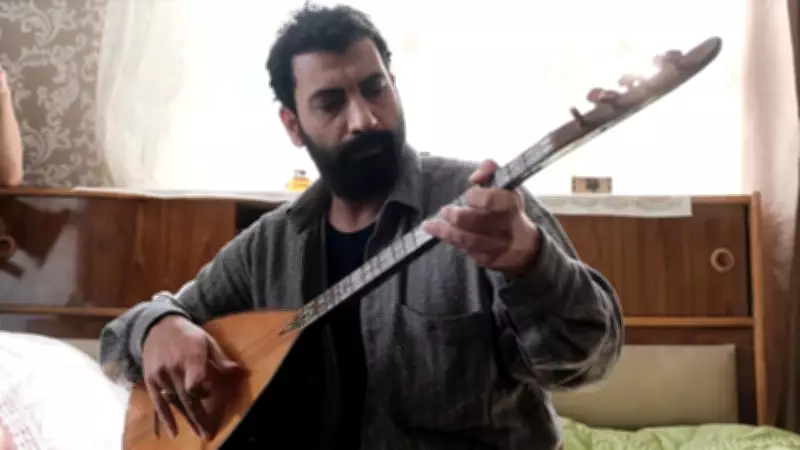 Özgür Tüzer: Ahmet Kaya'yı Canlandırdığım İçin Pişmanım, Ailenin Yanındayım