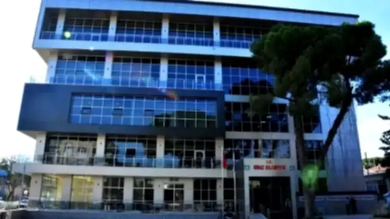 İzmir'de 34 Milyon Liralık Hibe Parke Taşları Kayboldu: Kiraz Belediyesi Sorgulanıyor