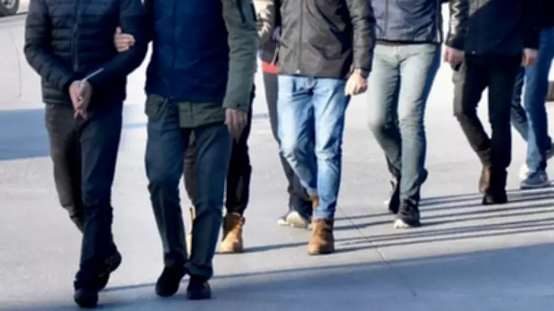 İzmir'de Suç Örgütü Operasyonu: 7 Şüpheli Gözaltına Alındı