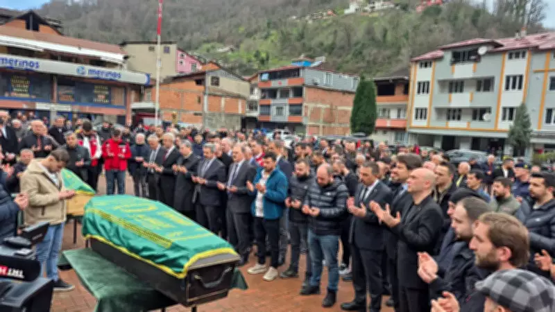 Zonguldak'taki Maden Göçüğünde Hayatını Kaybeden İki İşçi Toprağa Verildi